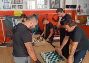 Terzo allenamento collegiale di chessboxing.