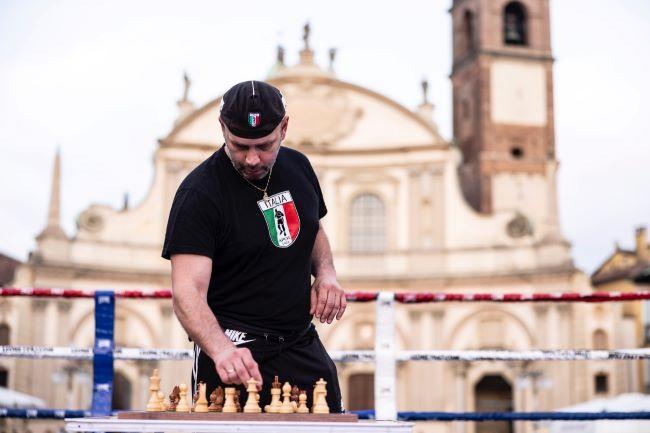 Il chessboxing internazionale torna a Vigevano.